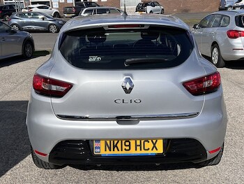 Used Renault Clio 2019 for sale - 75919572: Photo
