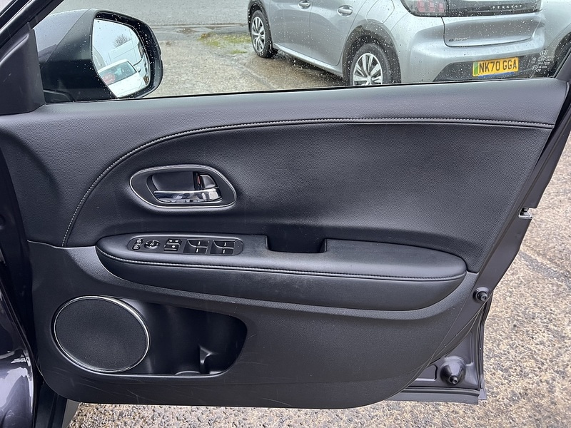 Used Honda HR-V 2019 for sale - 76962863: Photo 17