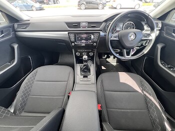 Used Skoda Superb 2018 for sale - 78251772: Photo