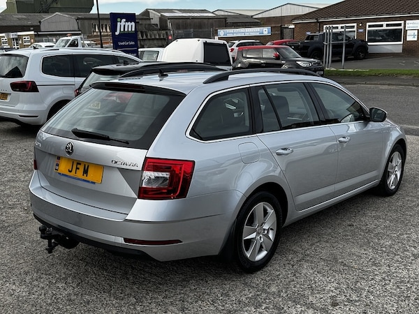 Used Skoda Octavia for sale - 76236303: Photo 8