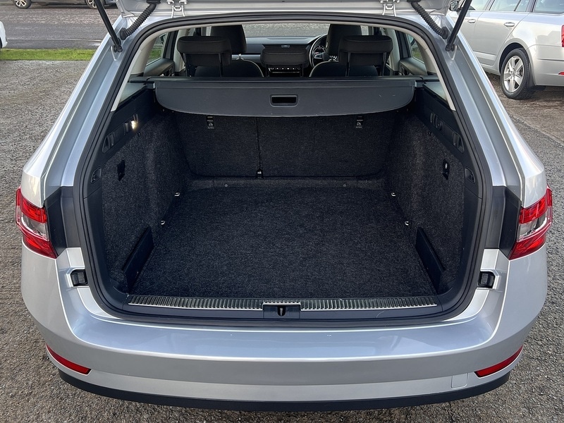 Used Skoda Superb 2025 for sale - 76618278: Photo 19