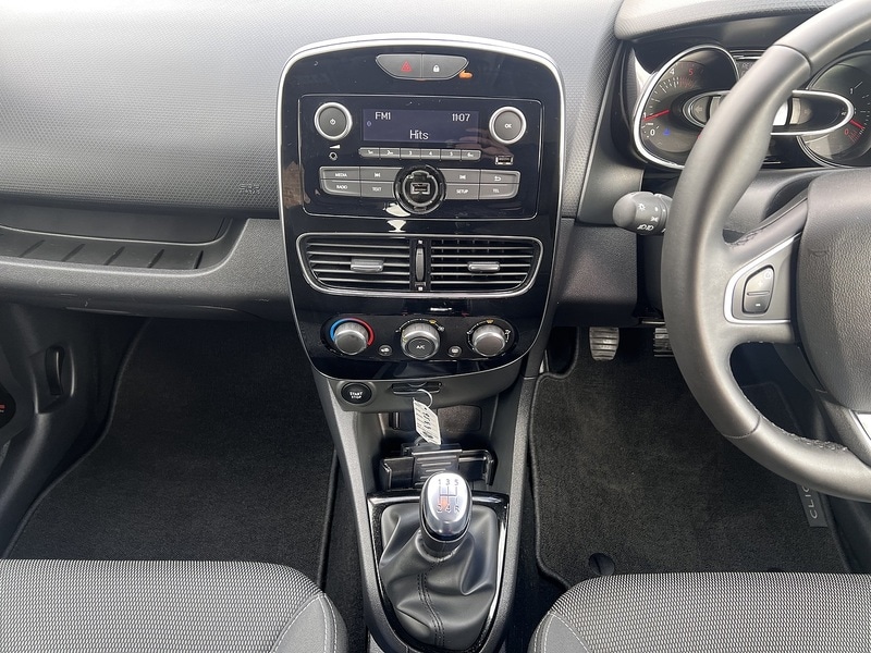 Used Renault Clio for sale - 77850883: Photo 13