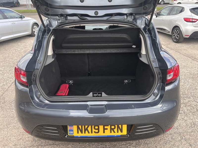 Used Renault Clio for sale - 77850883: Photo 17