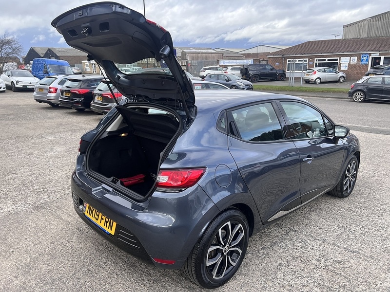 Used Renault Clio for sale - 77850883: Photo 18