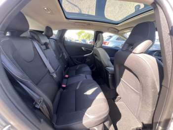 Used Volvo V40 2015 for sale - 74649298: Photo