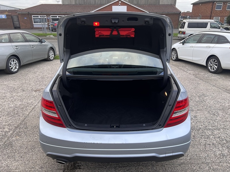 Used Mercedes-Benz C Class 2013 for sale - 76330397: Photo 17