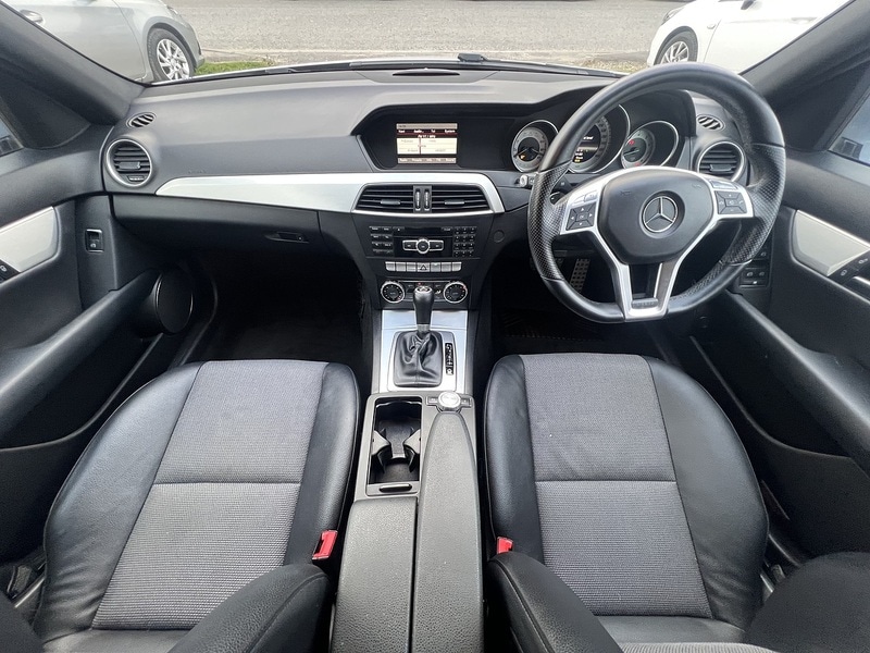 Used Mercedes-Benz C Class 2013 for sale - 76330397: Photo 2