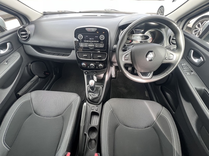 Used Renault Clio for sale - 77850887: Photo 2