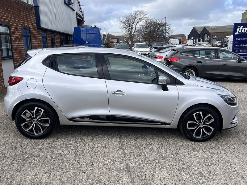 Used Renault Clio for sale - 77850887: Photo 5