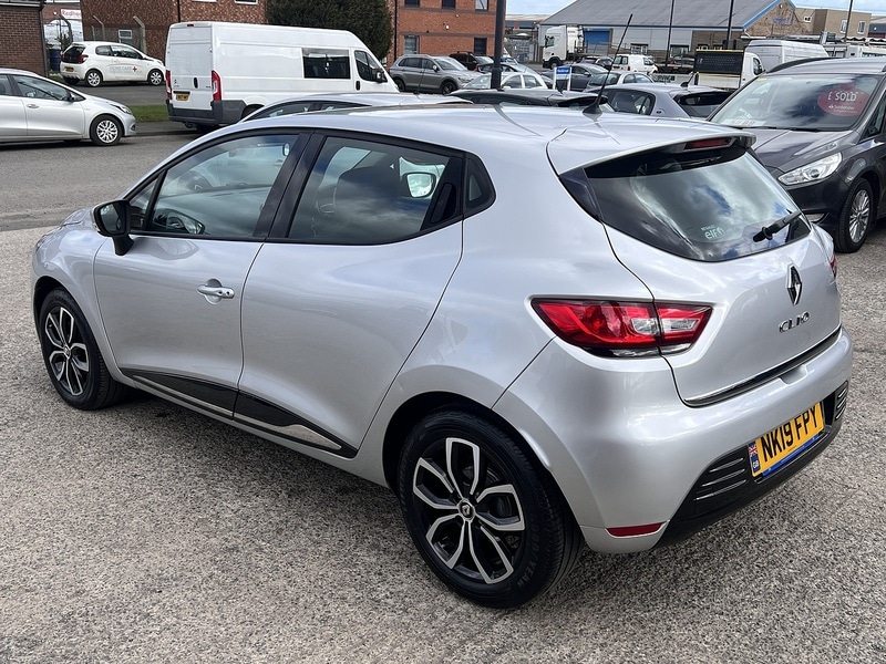 Used Renault Clio for sale - 77850887: Photo 8