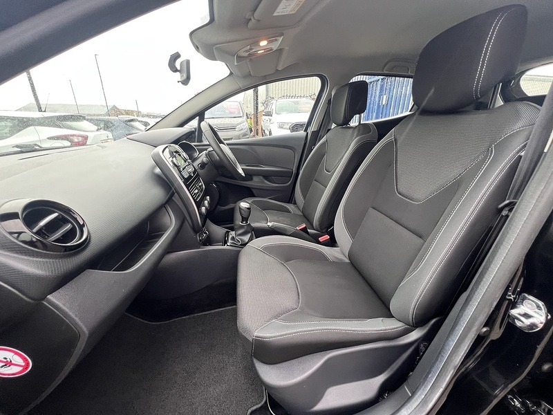 Used Renault Clio for sale - 76128064: Photo 14