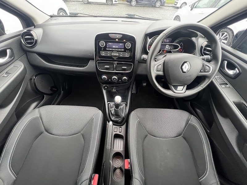 Used Renault Clio for sale - 76128064: Photo 2