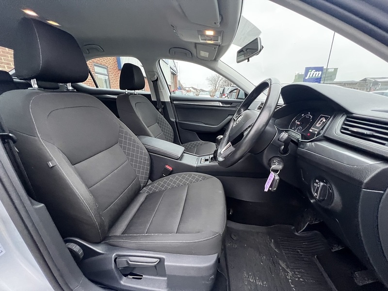 Used Skoda Superb 2025 for sale - 77283782: Photo 3