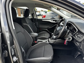 Used Ford Focus 2019 for sale - 78371567: Photo