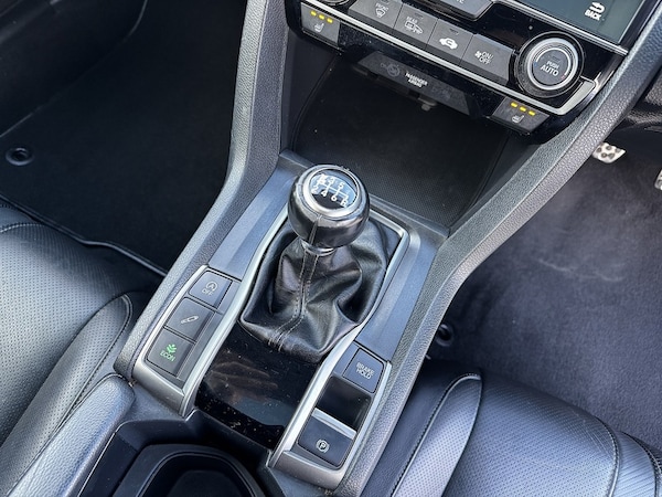 Used Honda Civic 2019 for sale - 76236305: Photo 13