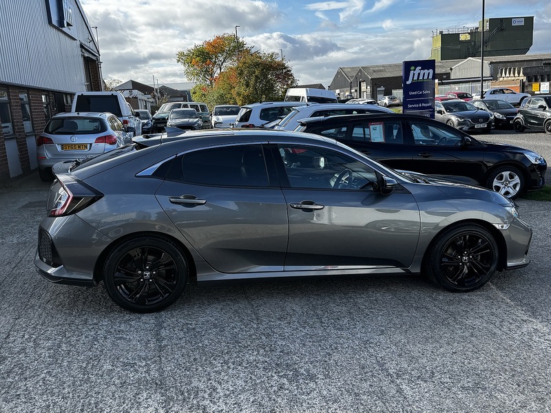 Used Honda Civic 2019 for sale - 76236305: Photo 5