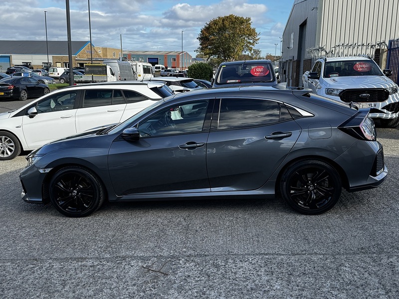 Used Honda Civic 2019 for sale - 76236305: Photo 9