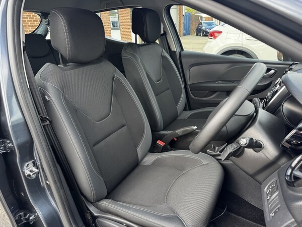 Used Renault Clio for sale - 75453999: Photo 9