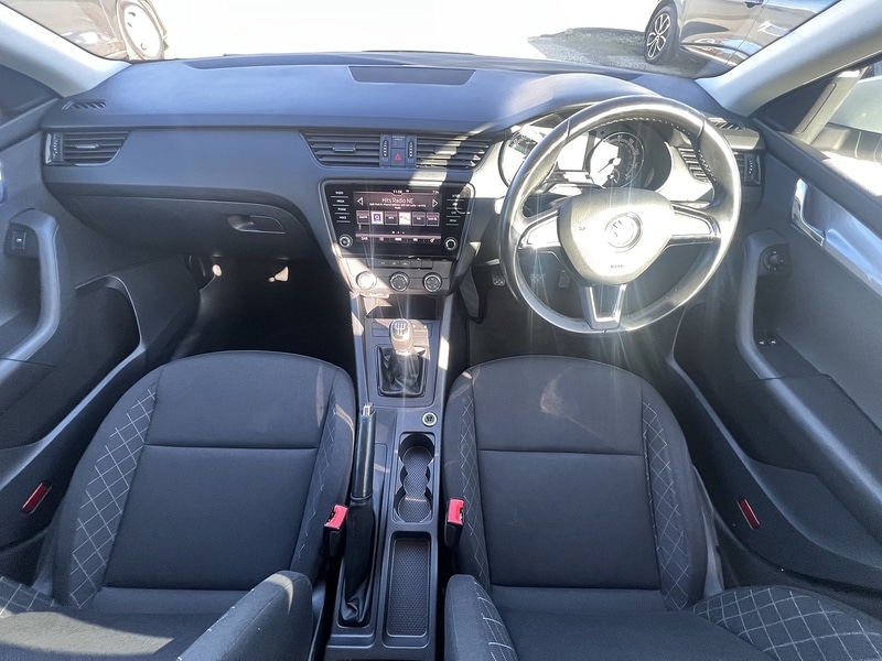 Used Skoda Octavia 2019 for sale - 77906058: Photo 2