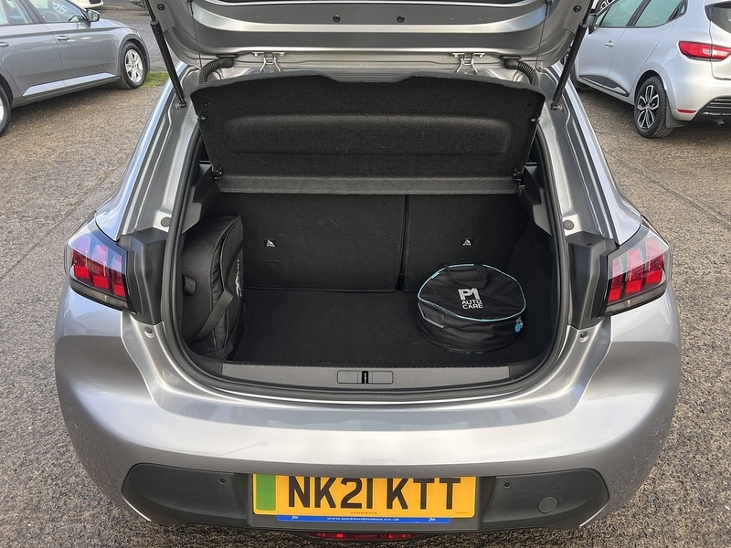 Used Peugeot E-208 for sale - 76520855: Photo 19