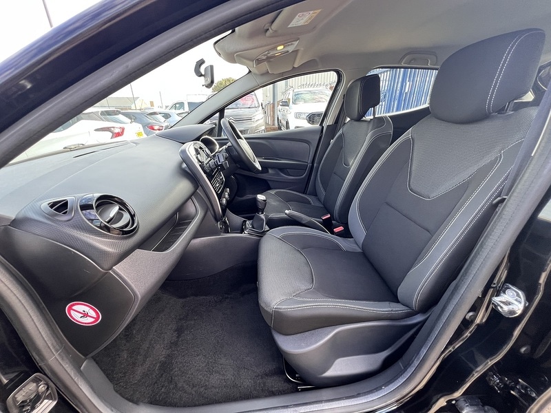 Used Renault Clio for sale - 76119356: Photo 12