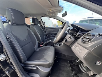 Used Renault Clio 2019 for sale - 76119356: Photo