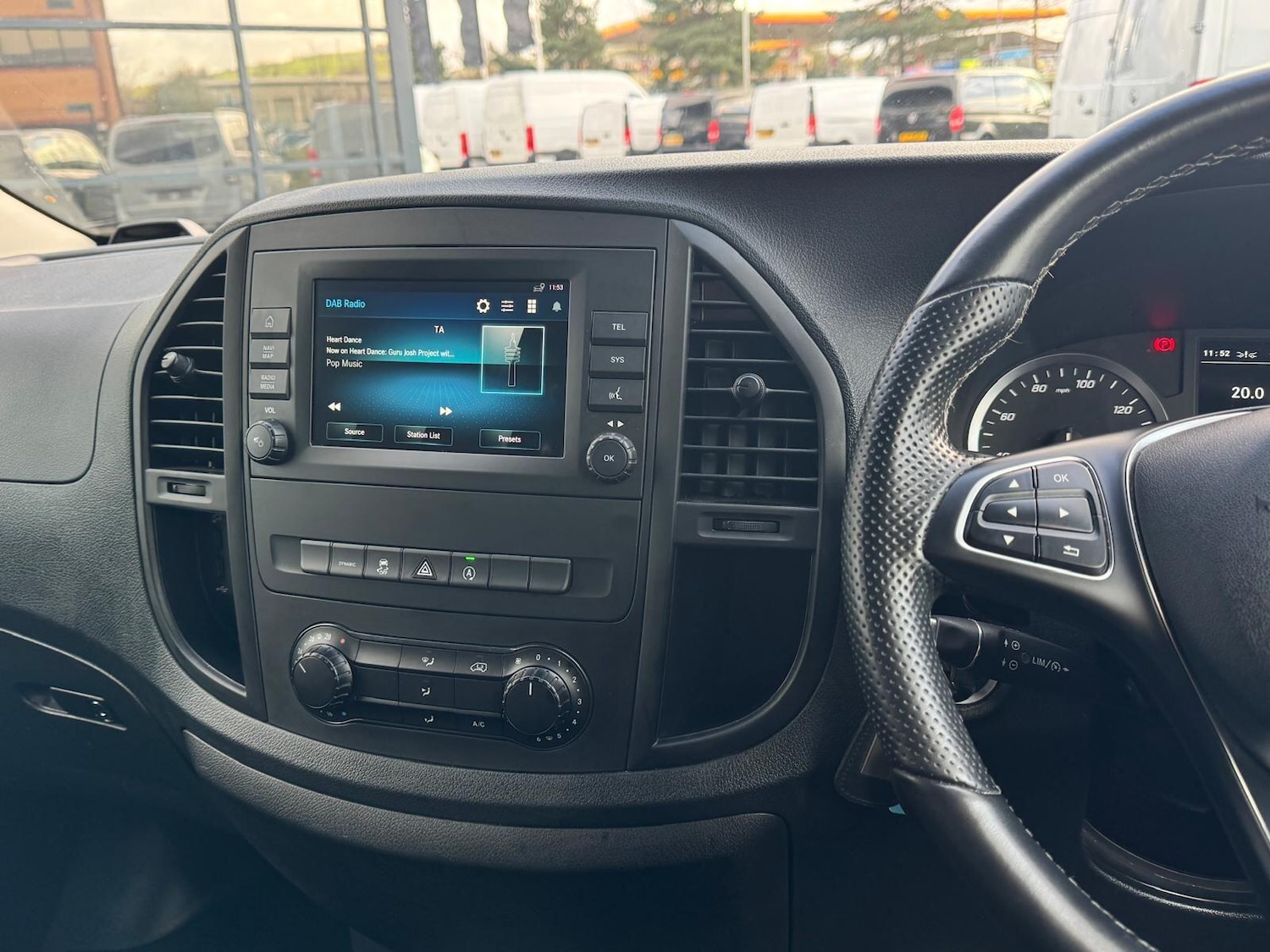 Used Mercedes-Benz Vito 2023 for sale - 76498906: Photo 20