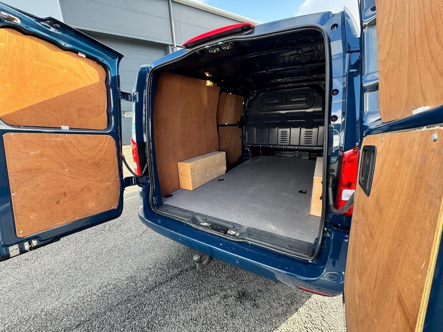 Used Mercedes-Benz Vito 2023 for sale - 76498906: Photo 35