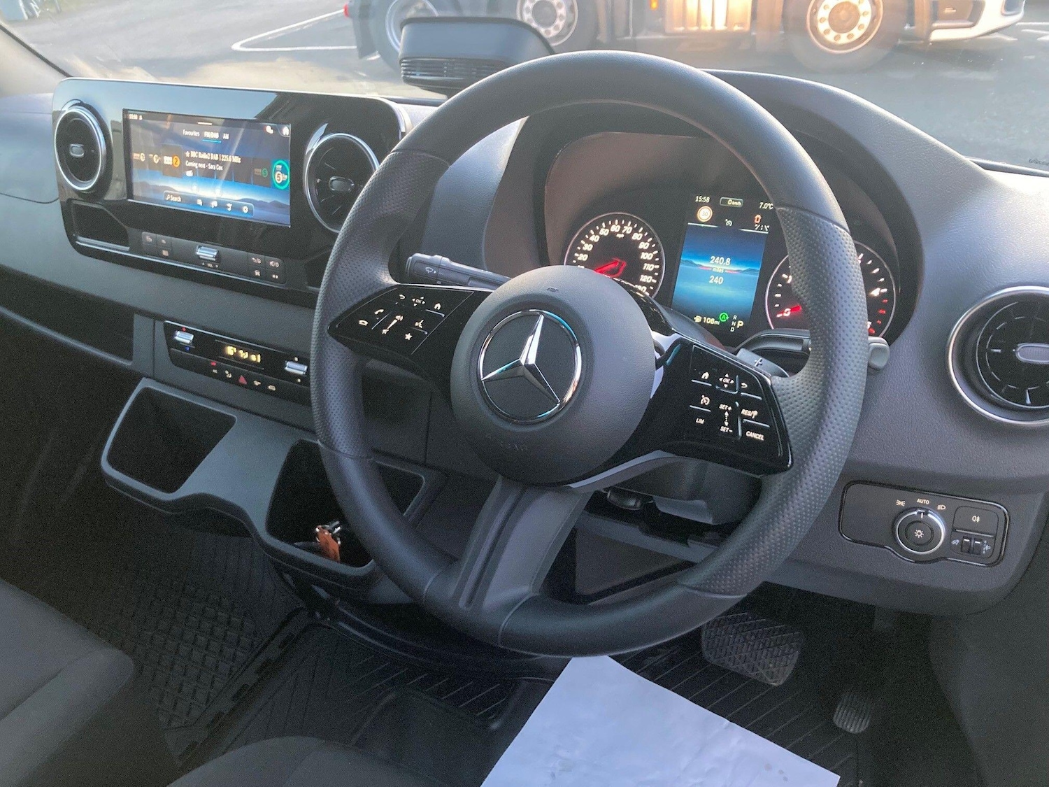 Used Mercedes-Benz Sprinter 2025 for sale - 76742852: Photo 2