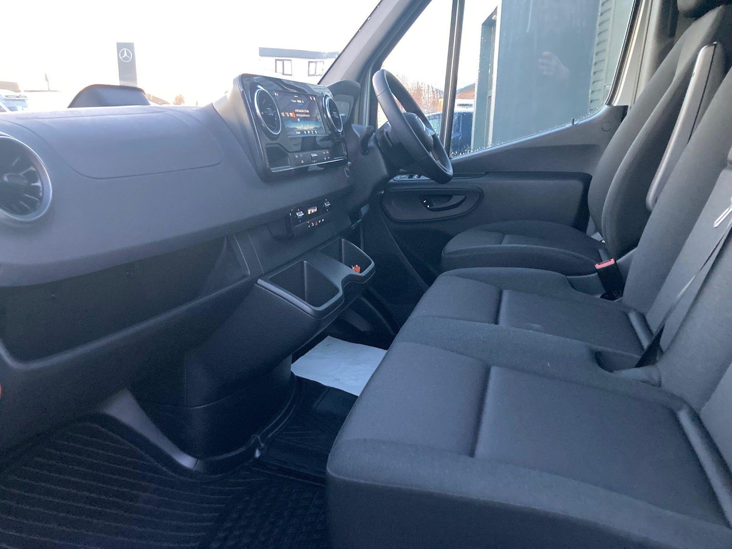 Used Mercedes-Benz Sprinter 2025 for sale - 76742852: Photo 9