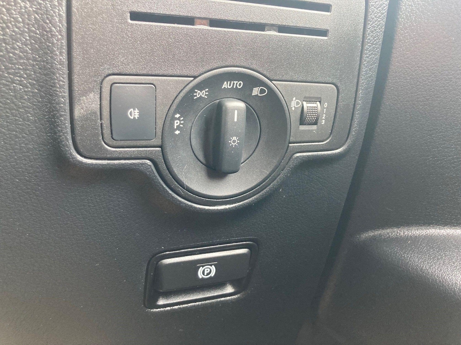 Used Mercedes-Benz Vito for sale - 77925961: Photo 11