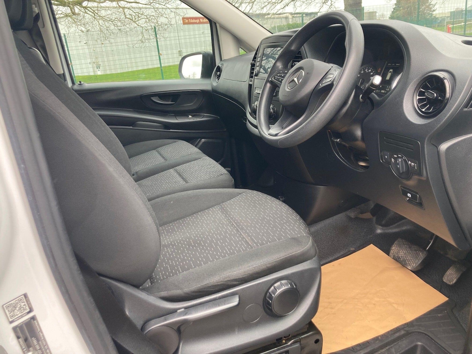 Used Mercedes-Benz Vito for sale - 77925961: Photo 32