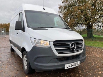 Mercedes-Benz Sprinter feature image