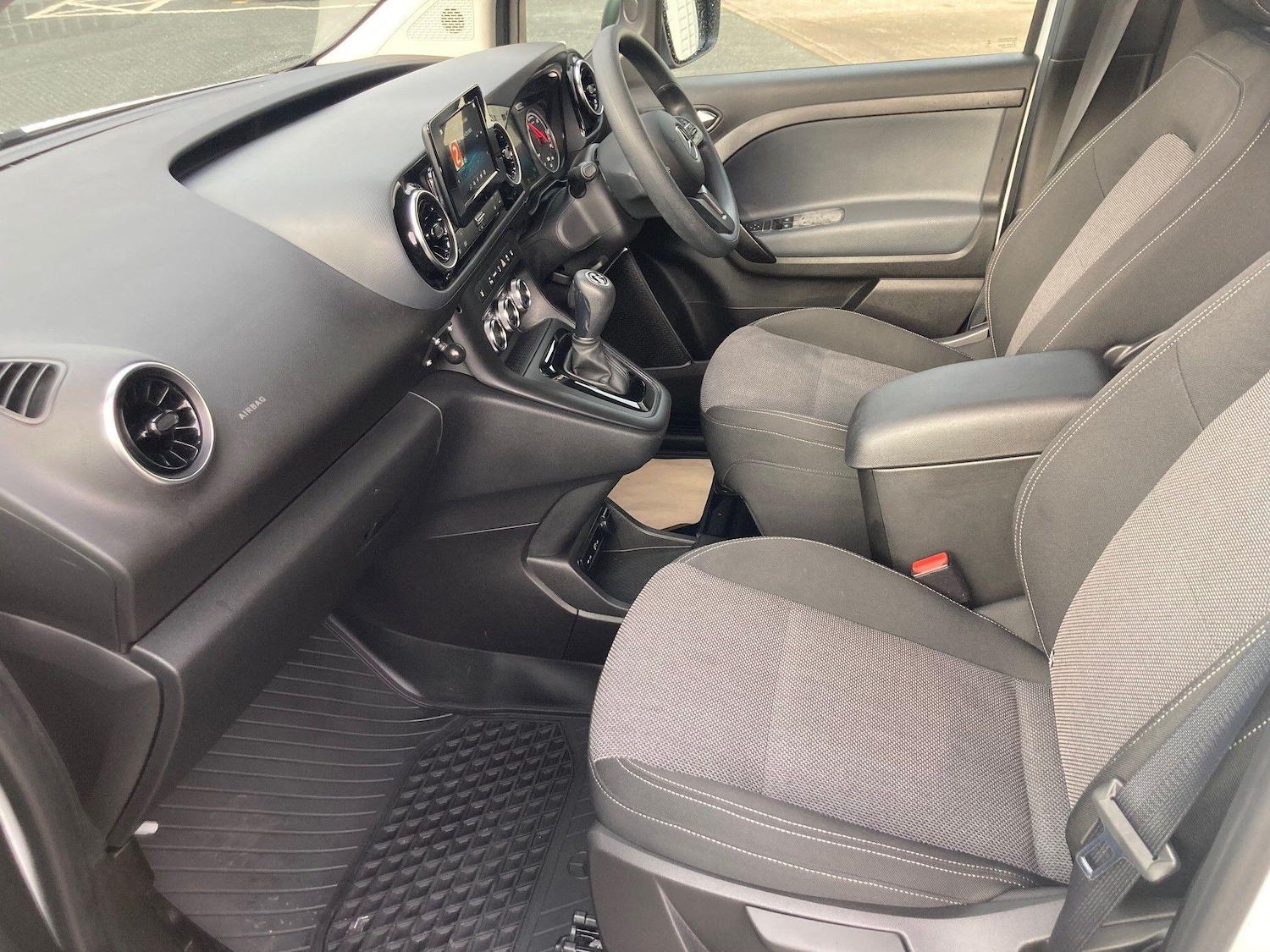 Used Mercedes-Benz Citan 2024 for sale - 76825104: Photo 6