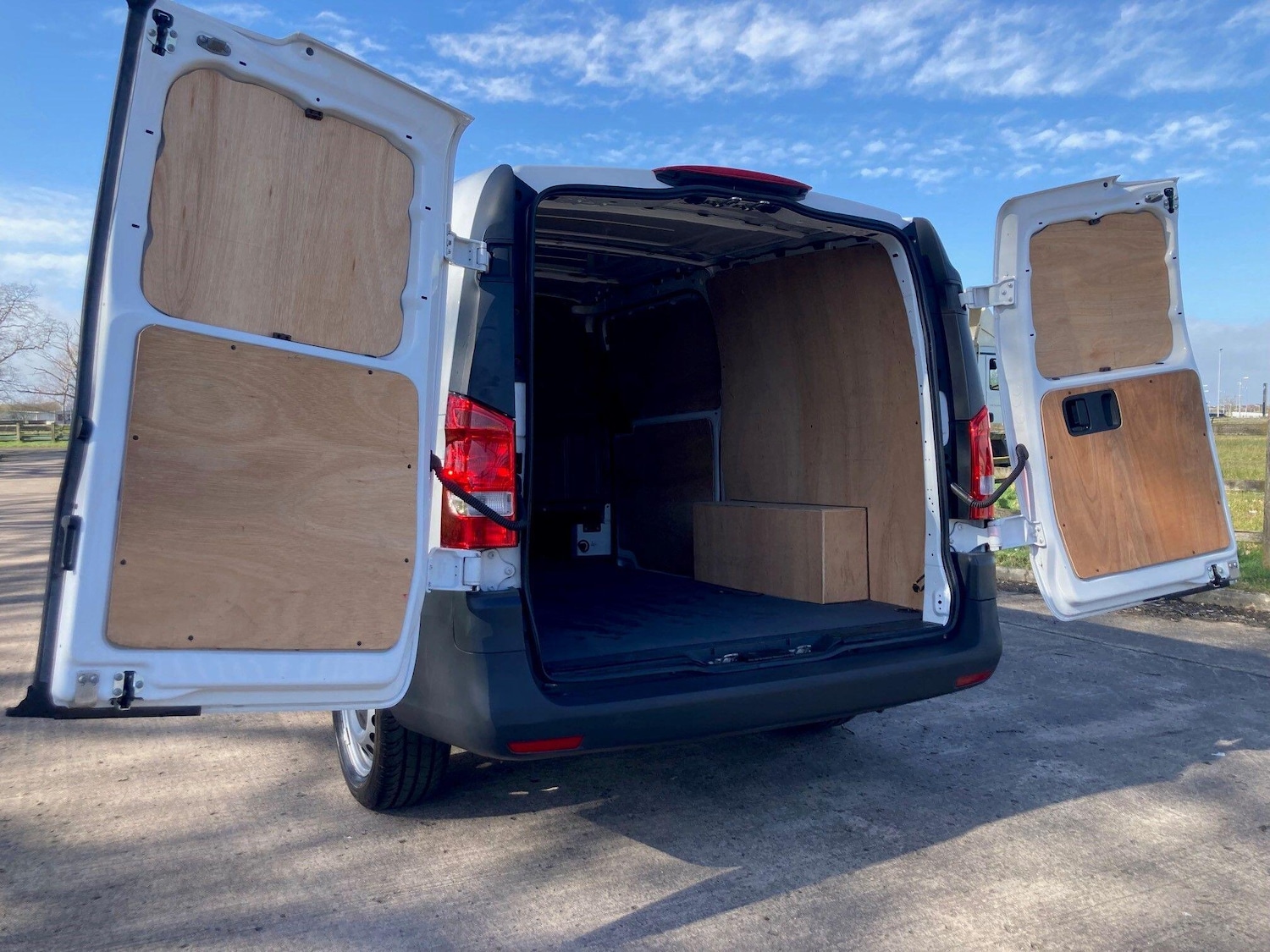 Used Mercedes-Benz Vito for sale - 77925732: Photo 9