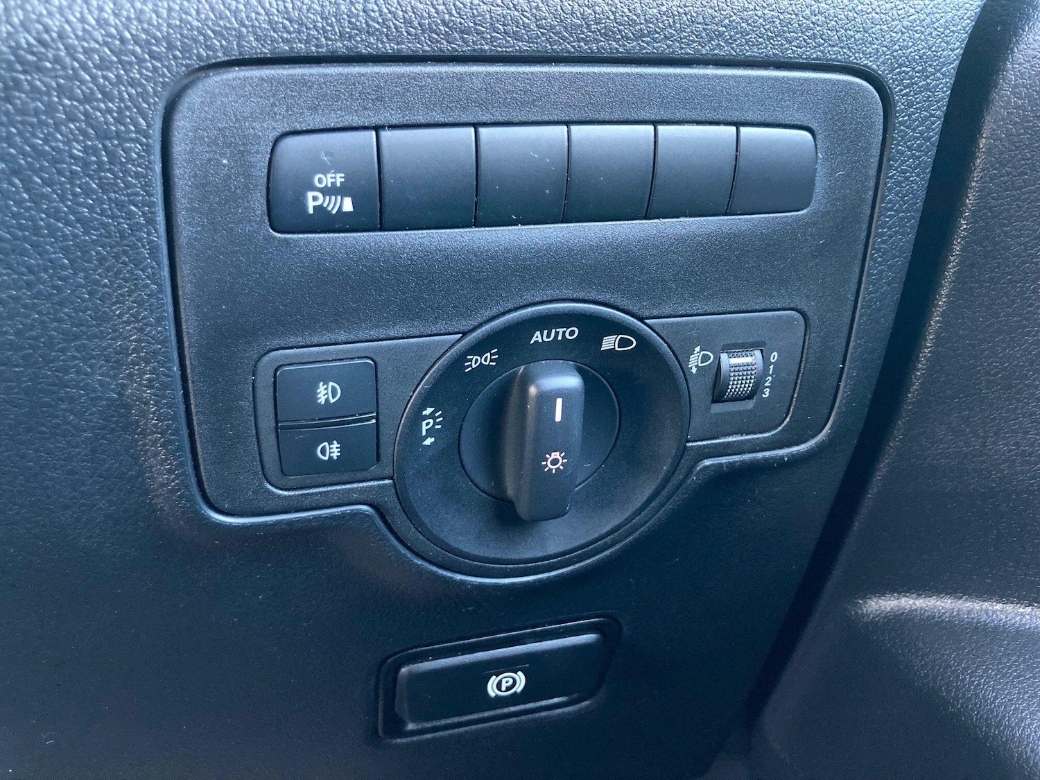 Used Mercedes-Benz Vito 2023 for sale - 77143576: Photo 29