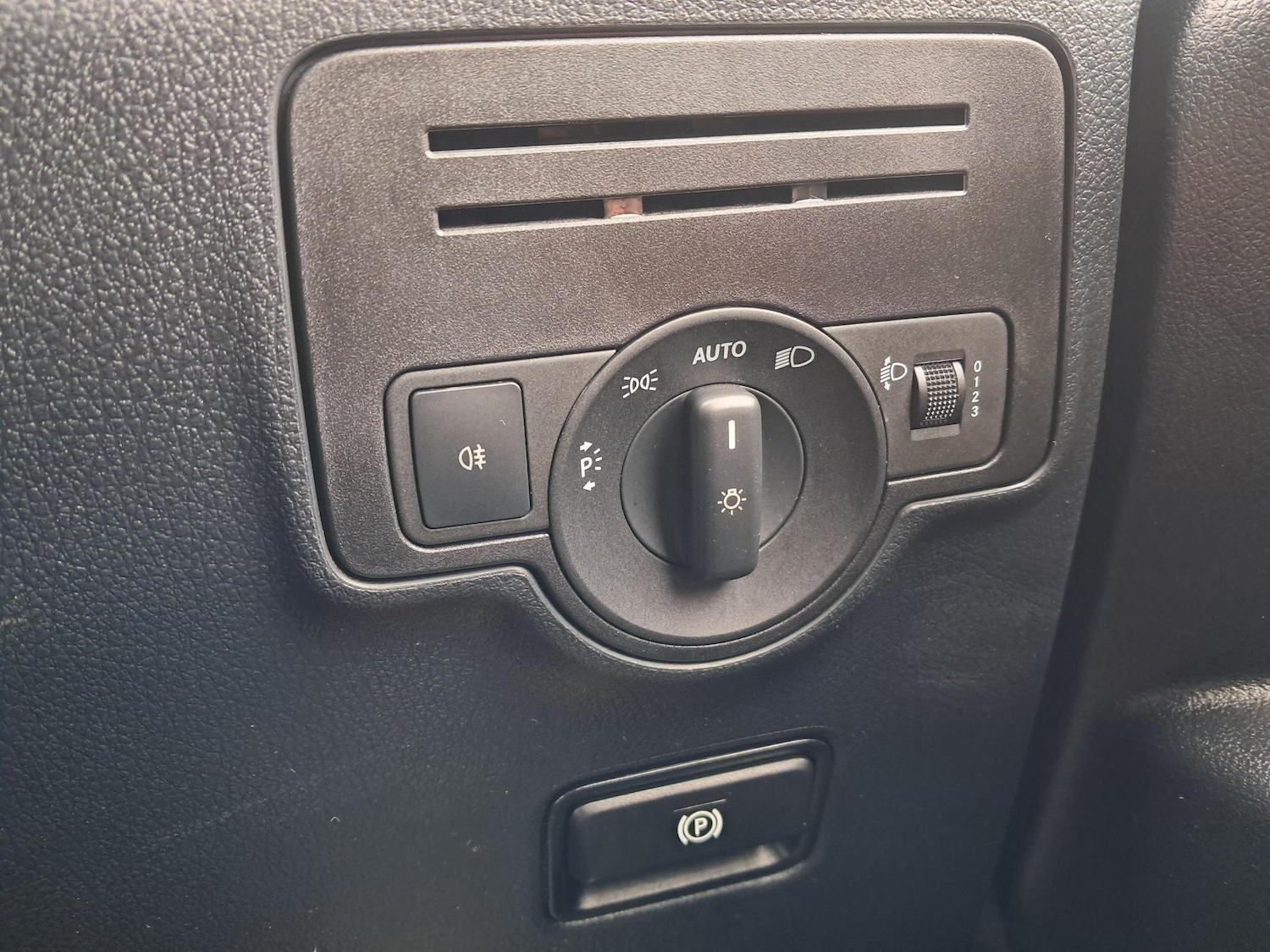 Used Mercedes-Benz Vito 2024 for sale - 76472838: Photo 19