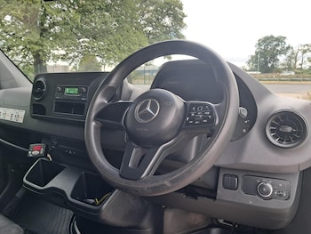 Used Mercedes-Benz Sprinter 2020 for sale - 76109459: Photo