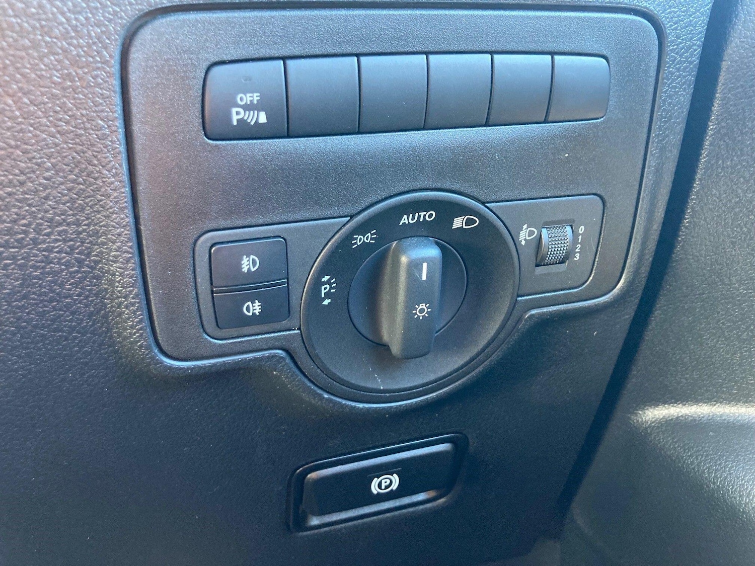 Used Mercedes-Benz Vito 2023 for sale - 77267587: Photo 11