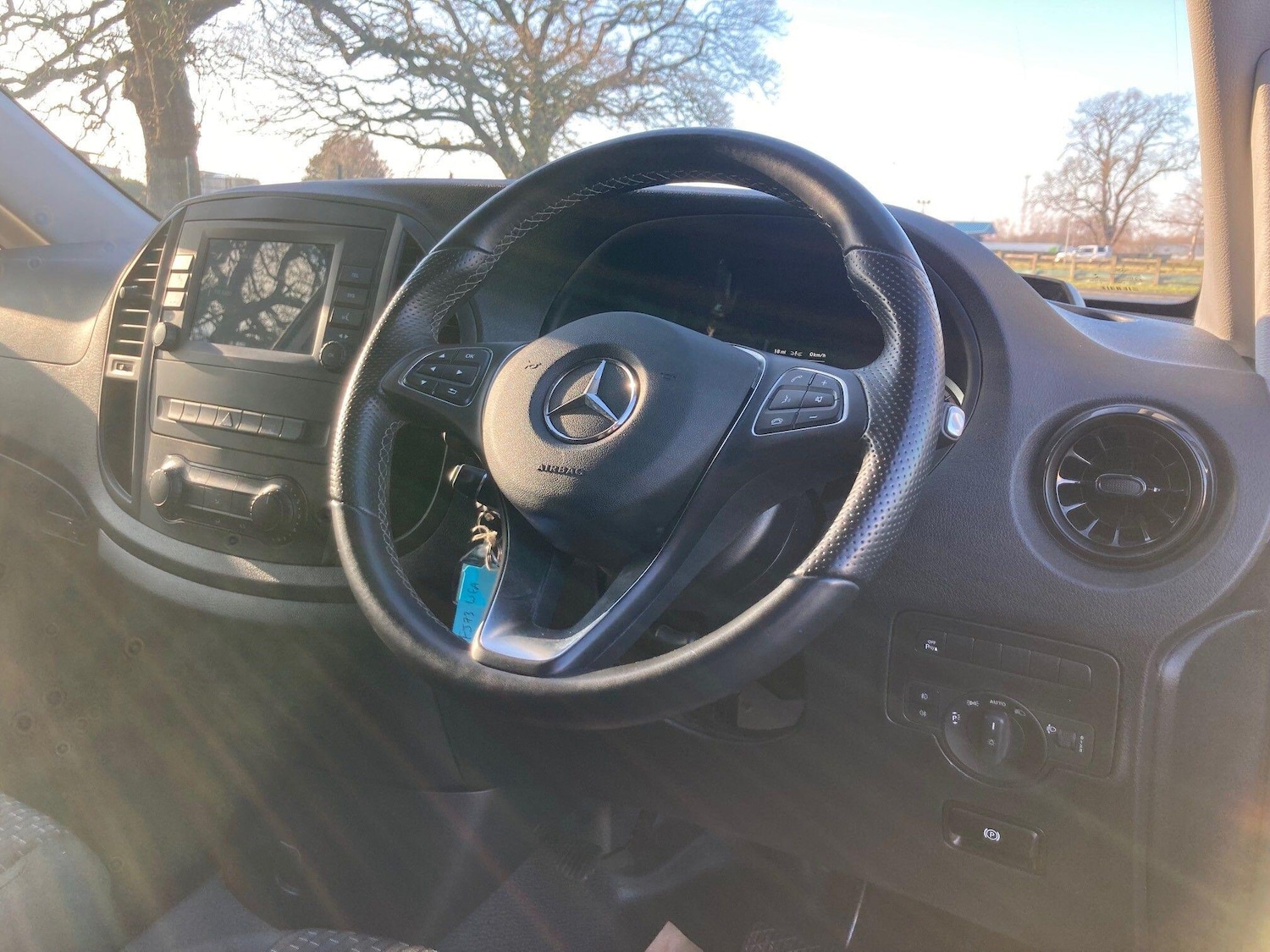 Used Mercedes-Benz Vito 2023 for sale - 77267587: Photo 2