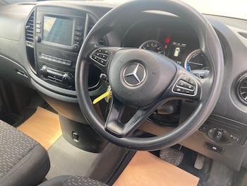 Used Mercedes-Benz Vito 2022 for sale - 79158697: Photo