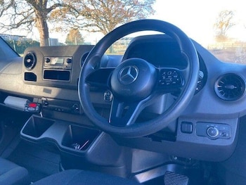 Used Mercedes-Benz Sprinter 2020 for sale - 76700963: Photo