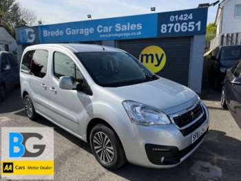 2018 (67) - WAV Wheel Chair Accesible Vehicle 5-Door