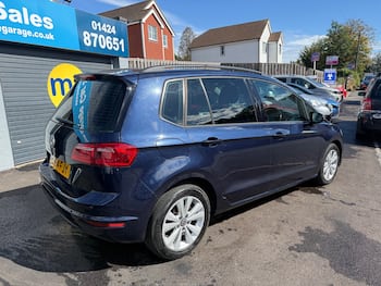 Used Volkswagen Golf SV 2015 for sale - 79651804: Photo