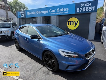 Used Volvo V40 2018 for sale - 79570164: Photo