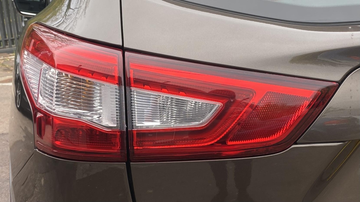 Used Nissan Qashqai 2017 for sale - 76252702: Photo 13