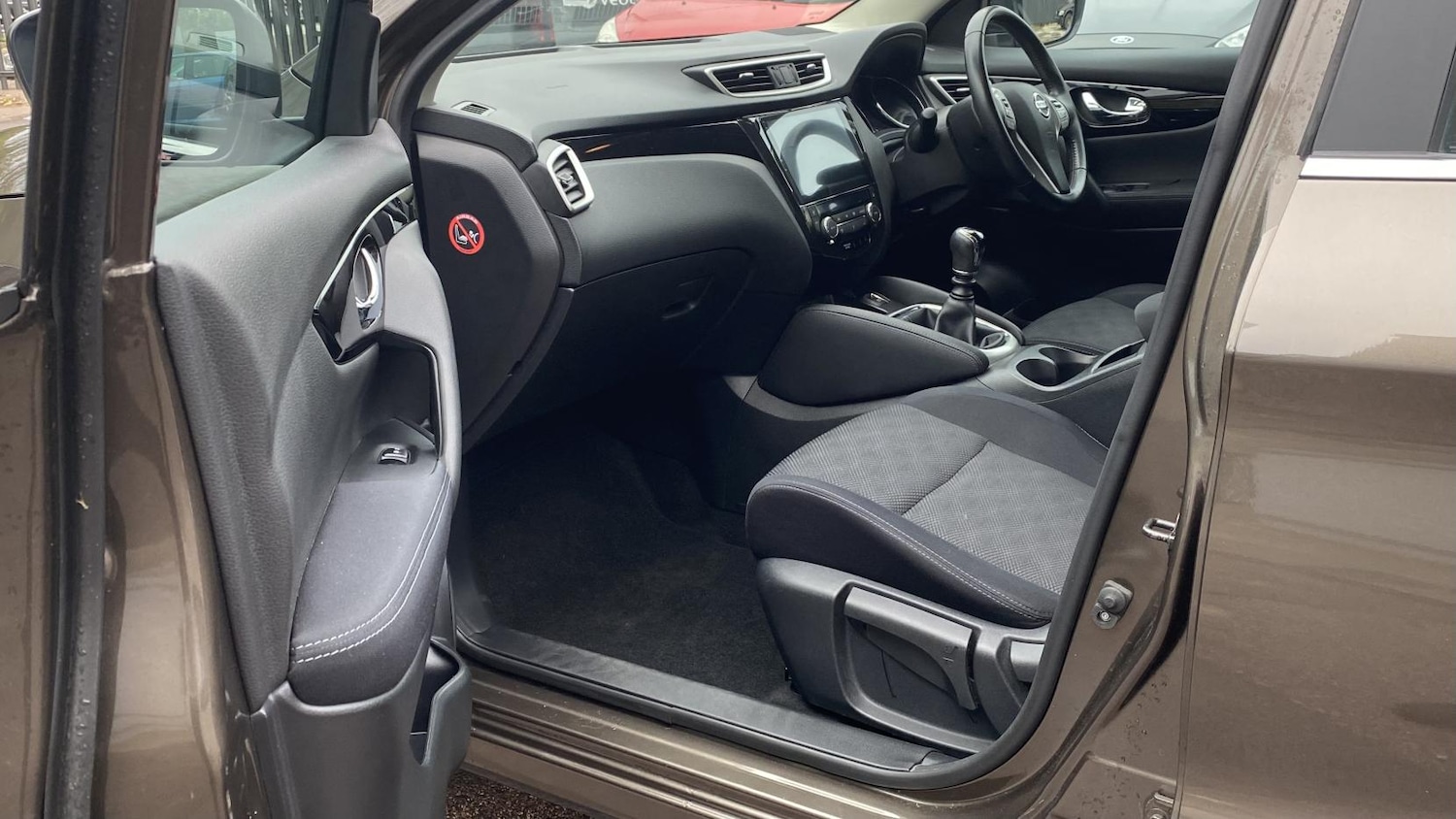 Used Nissan Qashqai 2017 for sale - 76252702: Photo 23
