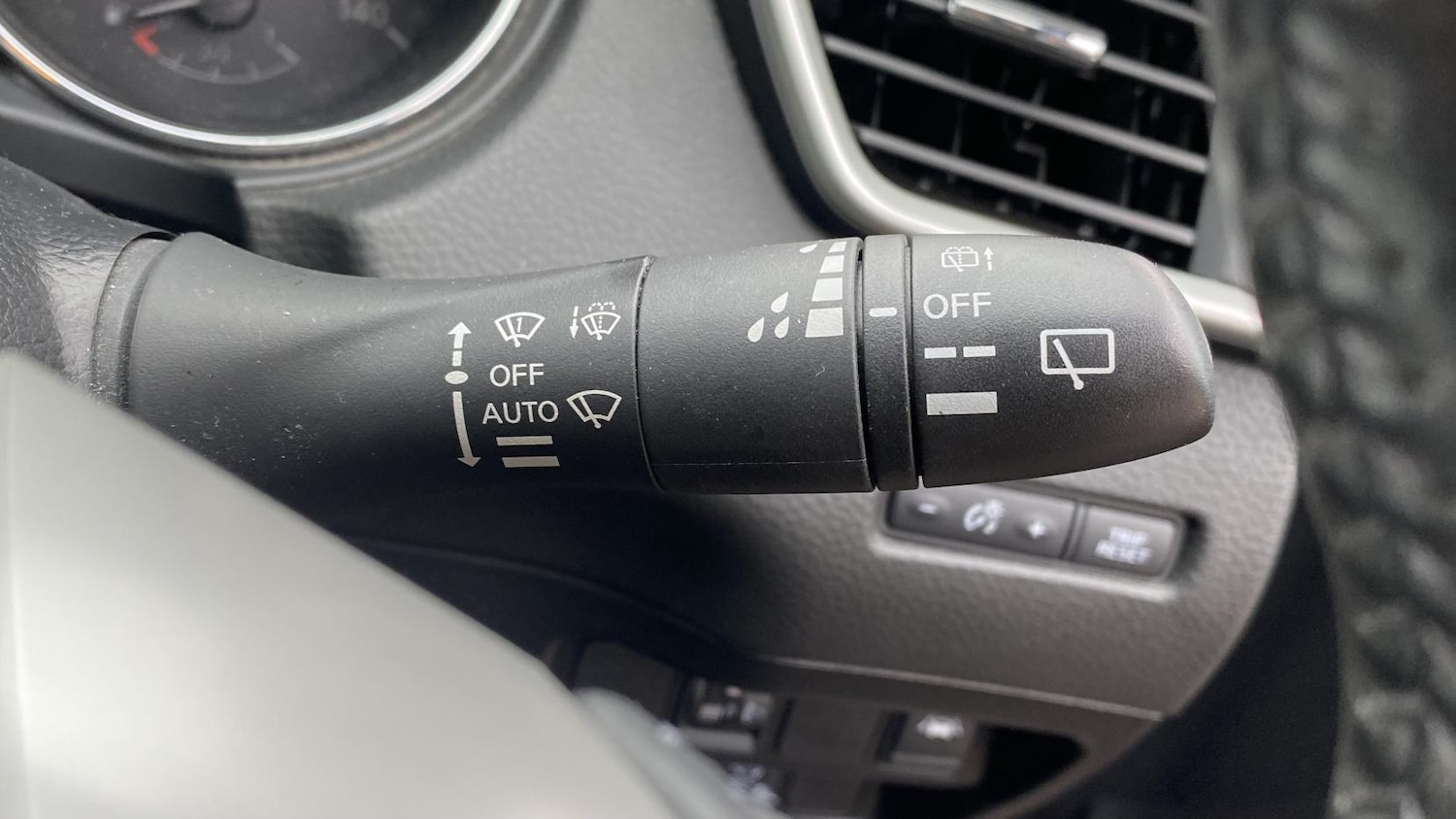 Used Nissan Qashqai 2017 for sale - 76252702: Photo 29
