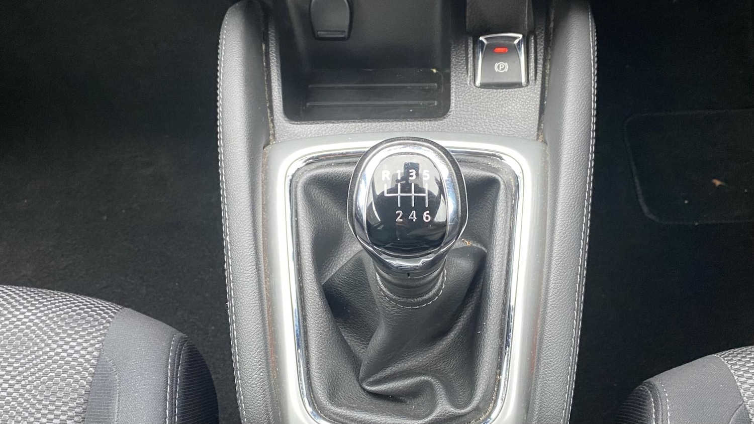 Used Nissan Qashqai 2017 for sale - 76252702: Photo 36