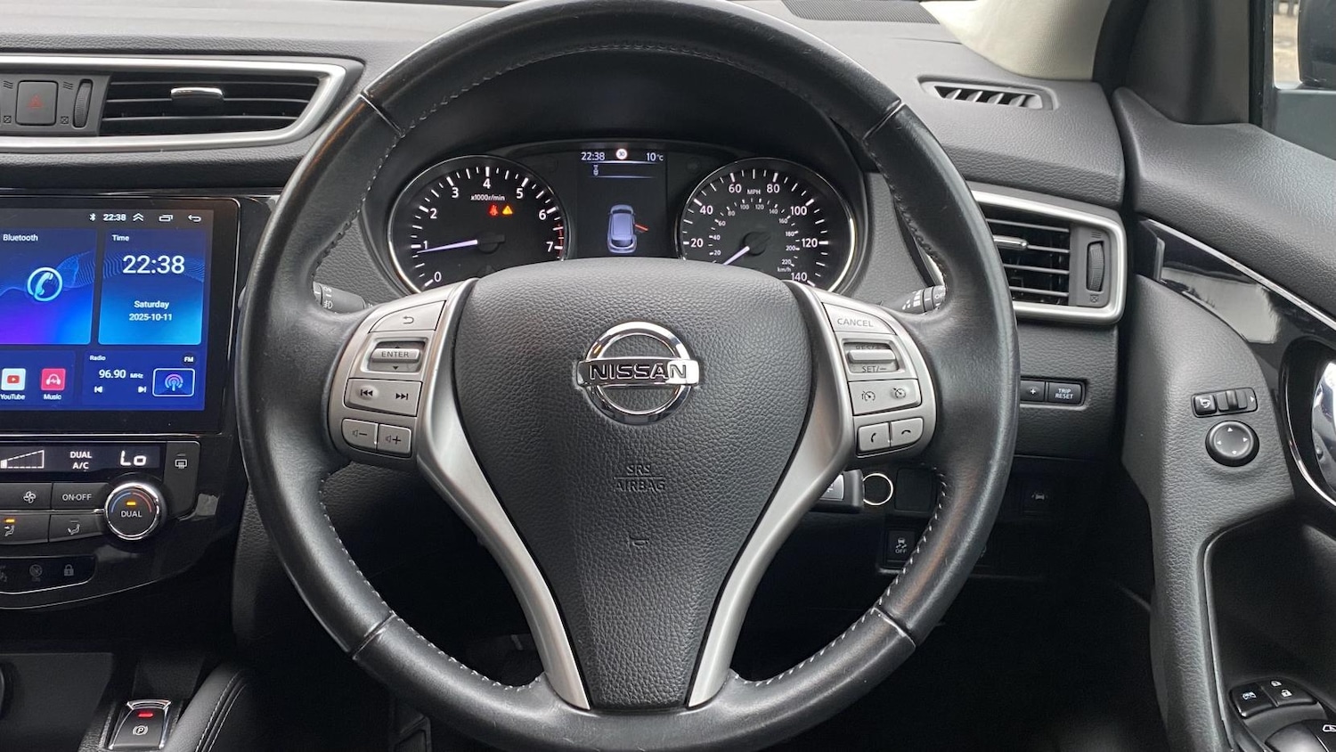 Used Nissan Qashqai 2017 for sale - 76252702: Photo 41